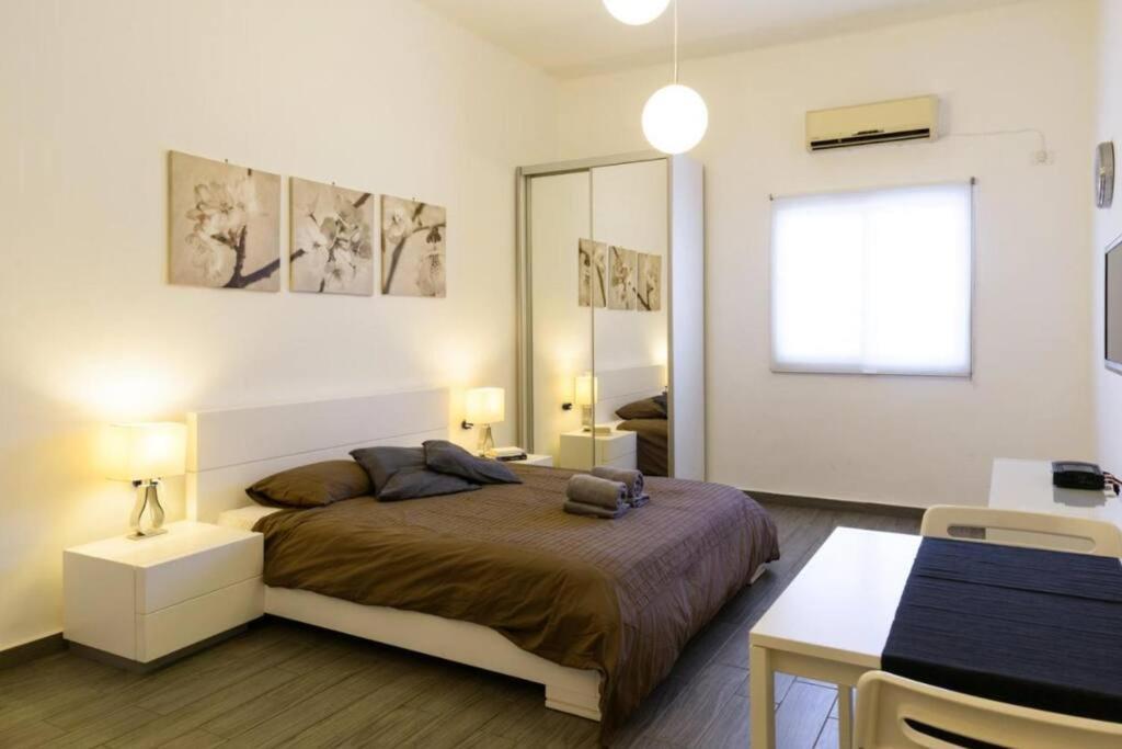 Apartment Romantic Studio Diz Frishman Tel Aviv